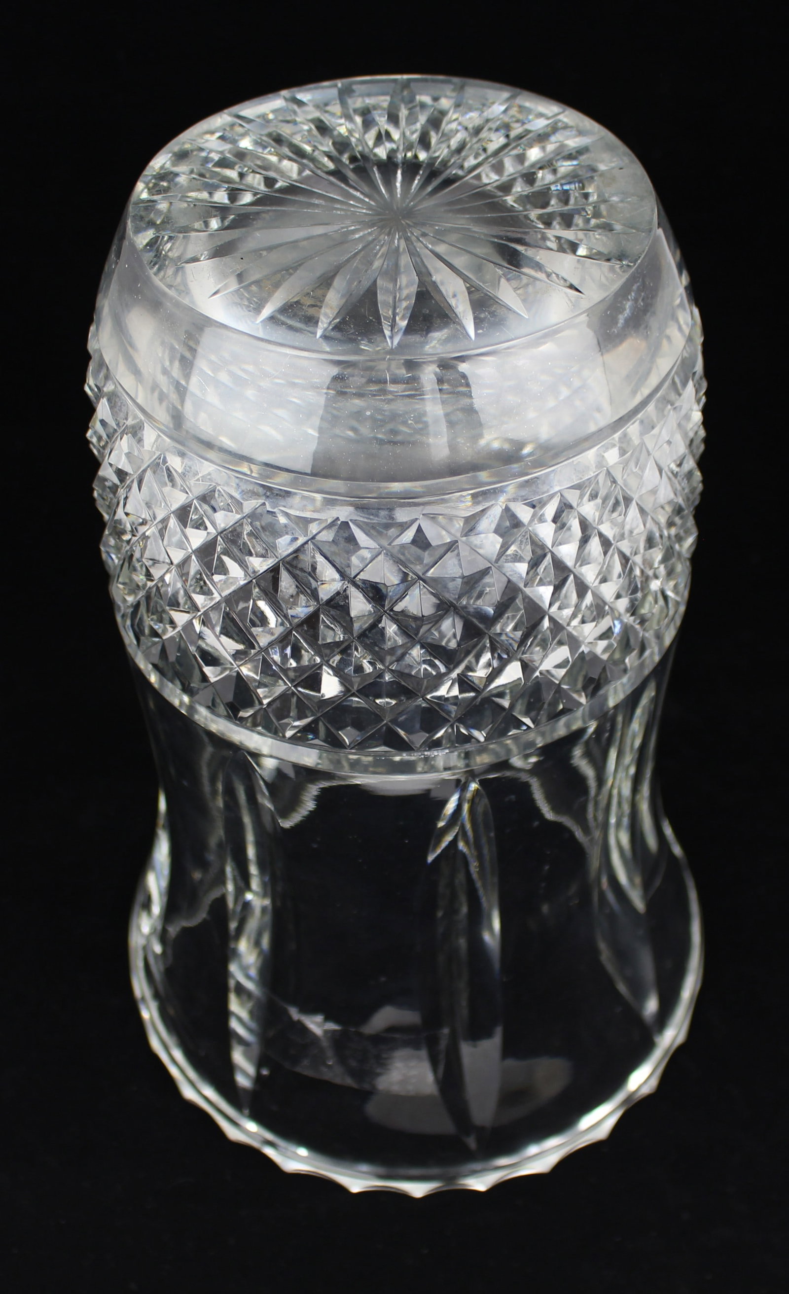 Large Cut Crystal Vase with Diamond and Fluted Detail - 4