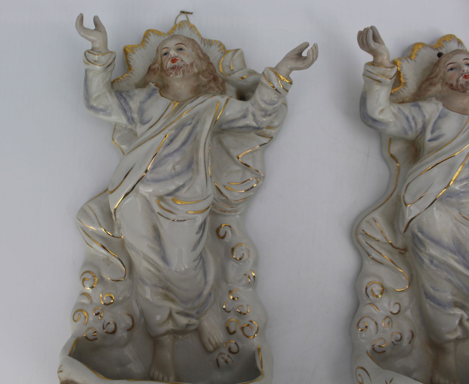 Pair of German Porcelain Wall-Mounted Holy Water Fonts, circa 1900 - 4