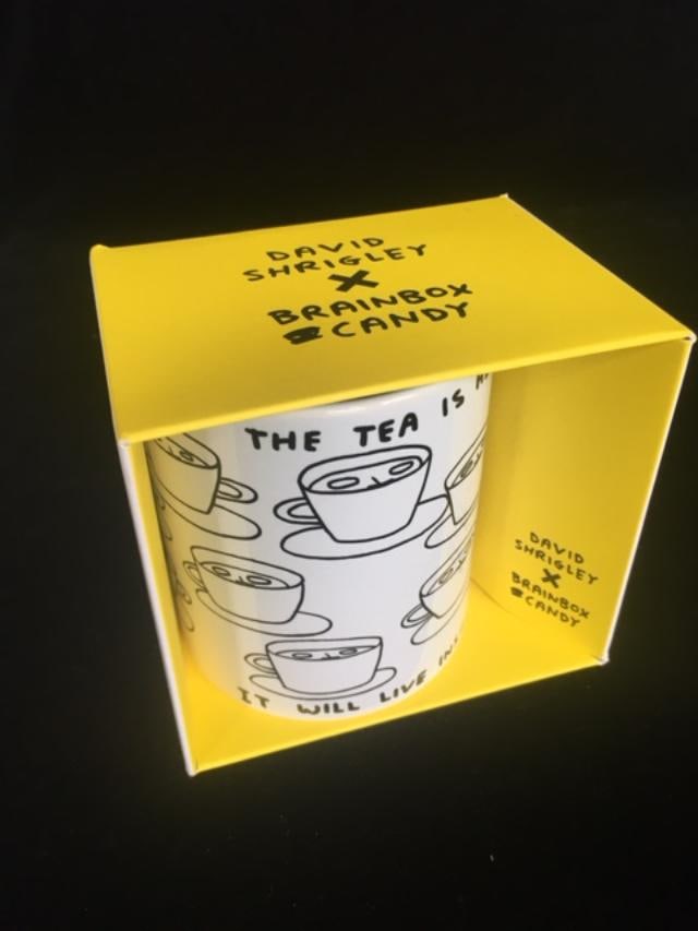 David Shrigley OBE (b 1968) ‘The Tea Is Alive’ Tea / Coffee Mug, Editioned, 2021 - 6