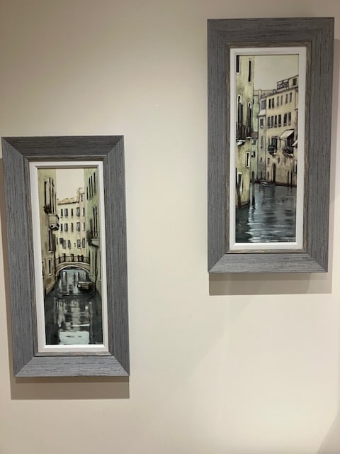 2 Venetian Framed Canvas Prints By Sabrina Roscino: Title: 2 Venetian Framed Canvas Prints By Sabrina Roscino Description: Excellent used condition. Height 64 cm Width 31 cm Condition: Used Delivery option: Collection