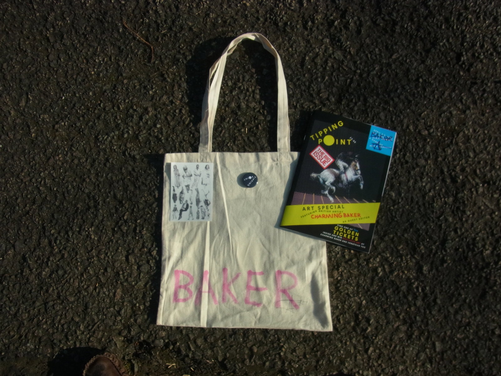 Charming Baker Art Special Signed Front Cover 2017 From The Big Issue. With Bag Also Signed: Title: Charming Baker Art Special Signed Front Cover 2017 From The Big Issue. With Bag Also Signed Description: Charming Baker Art special signed front cover 2017 from the big issue. 