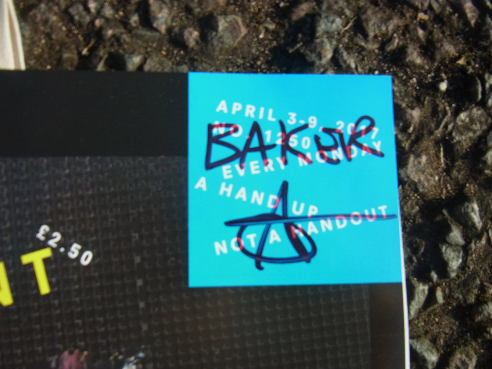Charming Baker Art Special Signed Front Cover 2017 From The Big Issue. With Bag Also Signed - 5