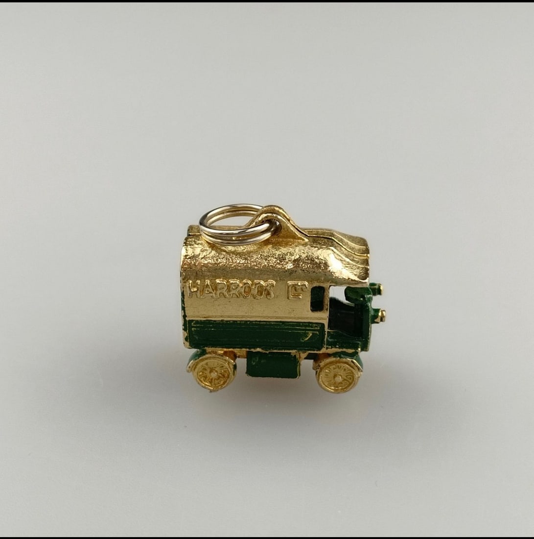 Vintage Jewellery - 18