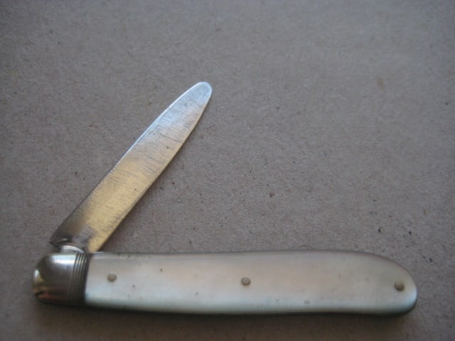 Victorian Mother of Pearl Hafted Silver Bladed Folding Fruit Knife, Sheffield 1868 - 2
