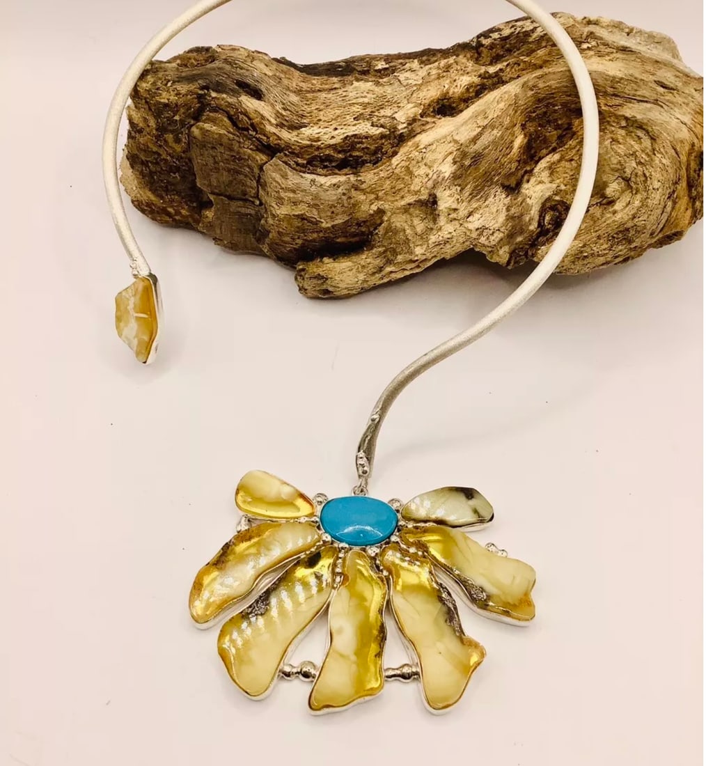 Artisan Bespoke Unique 925 Silver Amber Turquoise Flower Pendant Torque Necklace: Title: Artisan Bespoke Unique 925 Silver Amber Turquoise Flower Pendant Torque Necklace Description: Luxury Artisan Bespoke Unique 925 Silver handcrafted antique Amber and antique Turquoise Flower