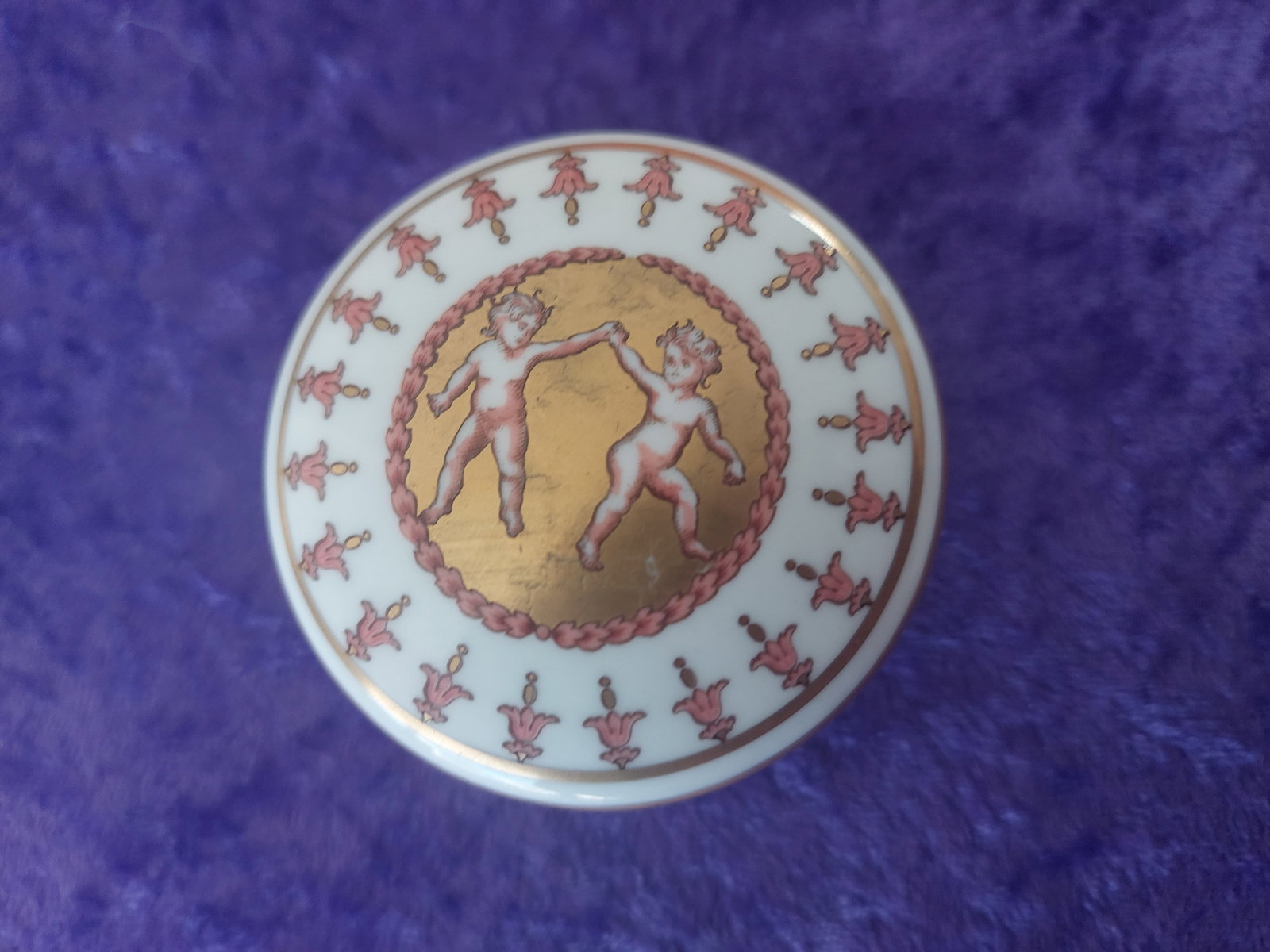 Buckingham Palace Pill Or Trinket Box Limited Edition (1 of 8)