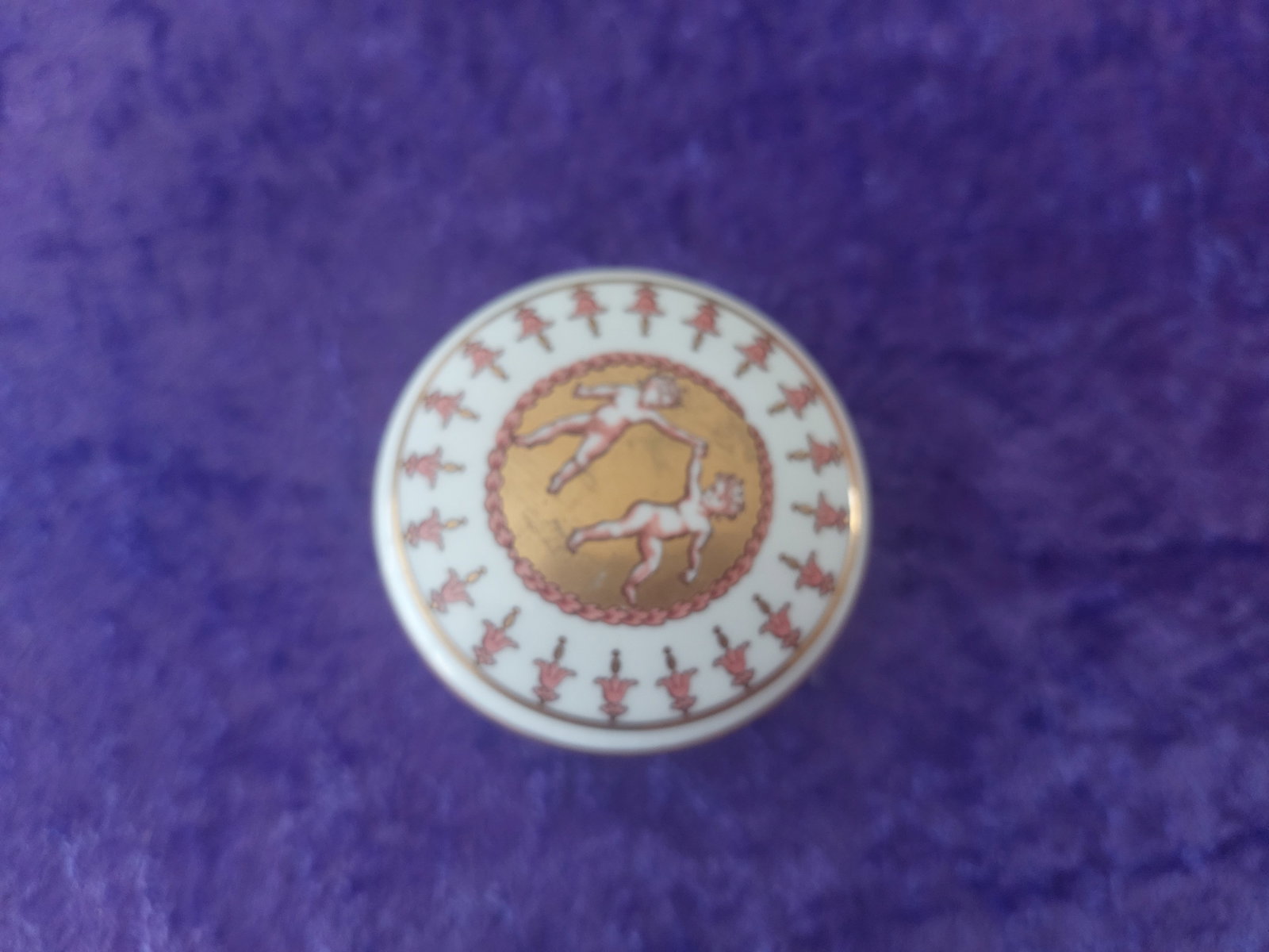 Buckingham Palace Pill Or Trinket Box Limited Edition - 2
