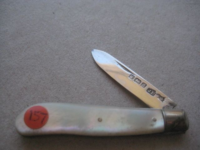 Rare Joseph Rodgers George V Mother of Pearl Hafted Silver Bladed Folding Fruit Knife, 1908: Title: Rare Joseph Rodgers George V Mother of Pearl Hafted Silver Bladed Folding Fruit Knife, 1908 Description: Rare Edwardian Mother of Pearl Hafted Silver Bladed Folding Fruit Knife. 