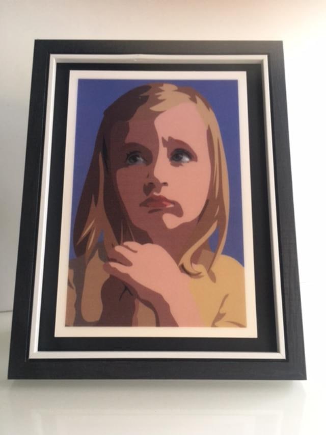 Julian Opie (1958) ‘Sissi Looking Upwards’ 3D Lenticular Moving Image, In Colours, Frame - 14