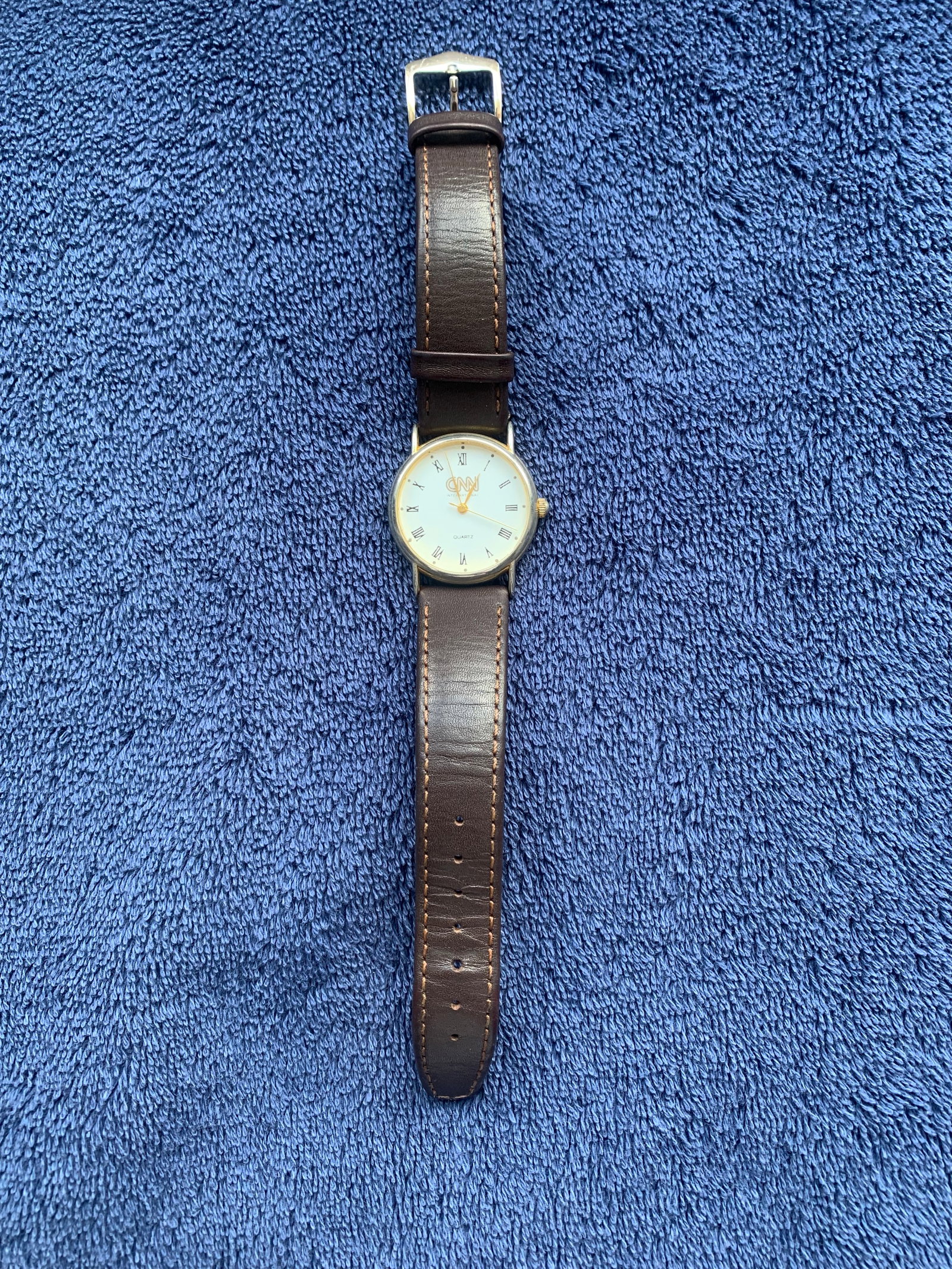 Vintage CNN Wristwatch: Title: Vintage CNN Wristwatch Description: Vintage CNN wristwatch 1980’s is a unique unisex collector’s piece with the iconic CNN logo Genuine soft leather band. New