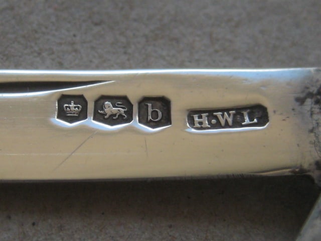 George V Mother of Pearl Hafted Silver Bladed Folding Fruit Knife, Sheffield 1919 - 3