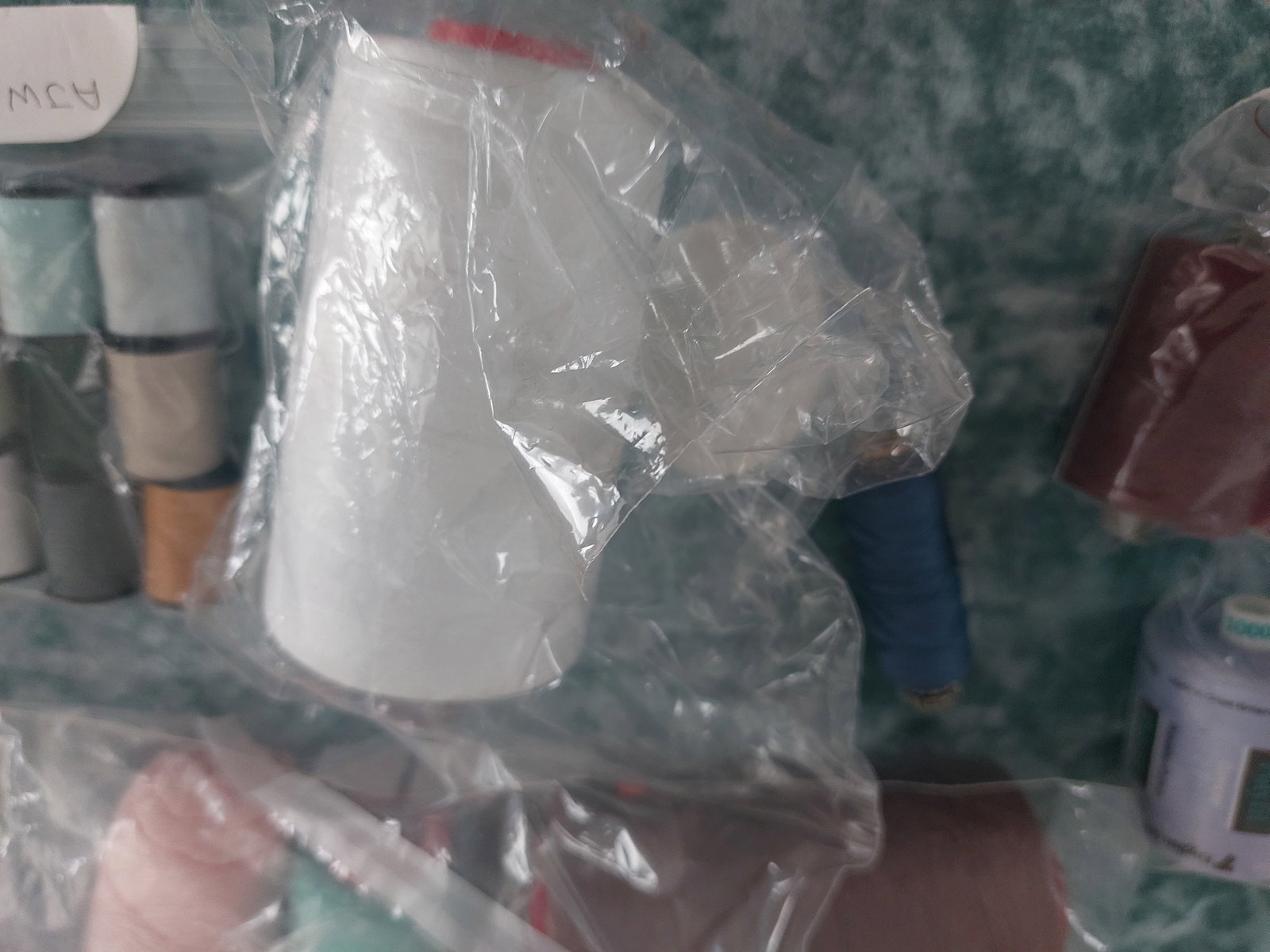 Bag of Vintage and Modern Cotton Reels - 8