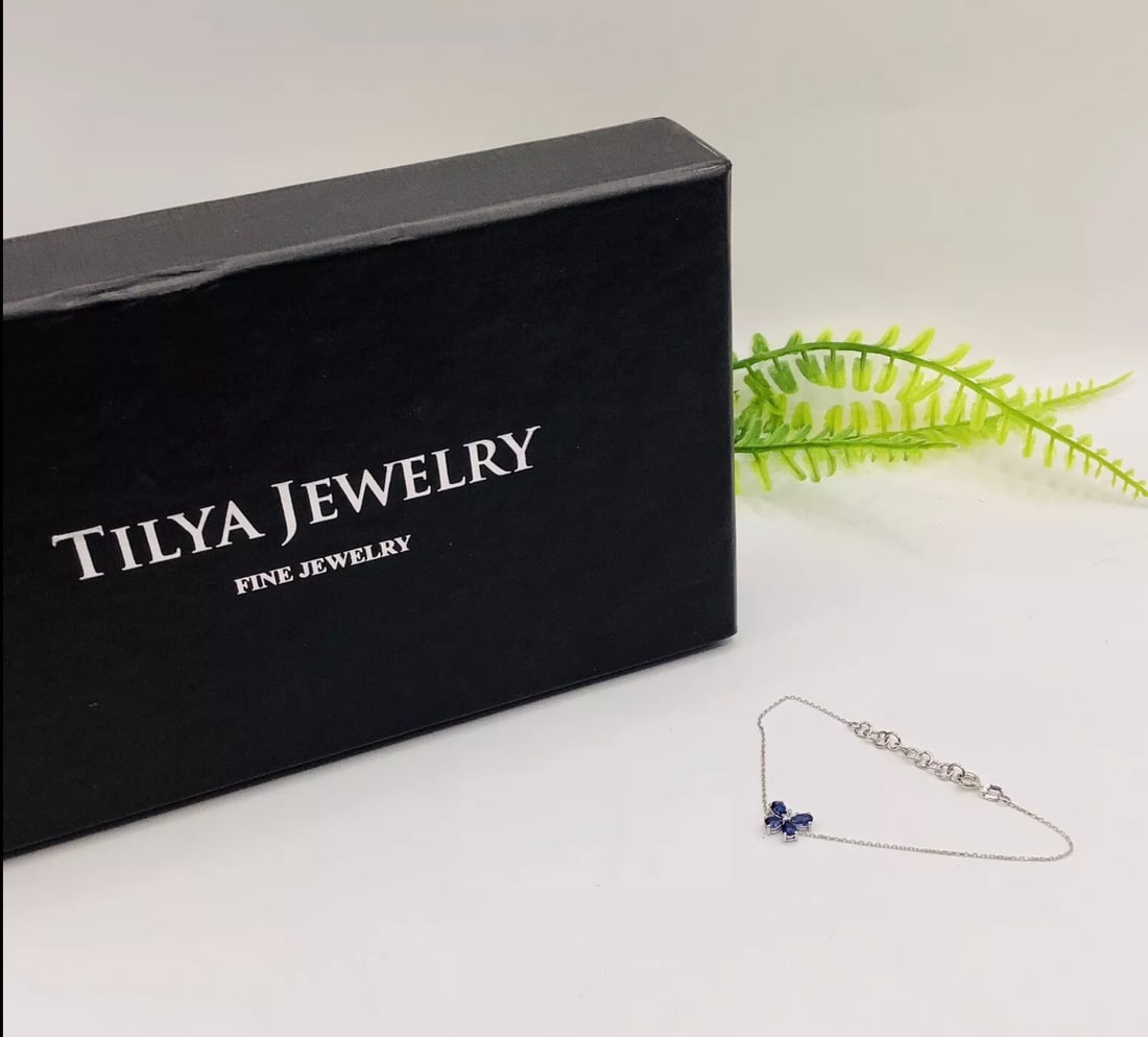 Gorgeous Genuine Tilya Jewellery 8k Blue Sapphire and Diamond Butterfly Minimal Bracelet In 8k Wh...: Title: Gorgeous Genuine Tilya Jewellery 8k Blue Sapphire and Diamond Butterfly Minimal Bracelet In 8k White Description: Genuine Tilya Jewellery Women’s Blue Sapphire Butterfly Bracelet 8k