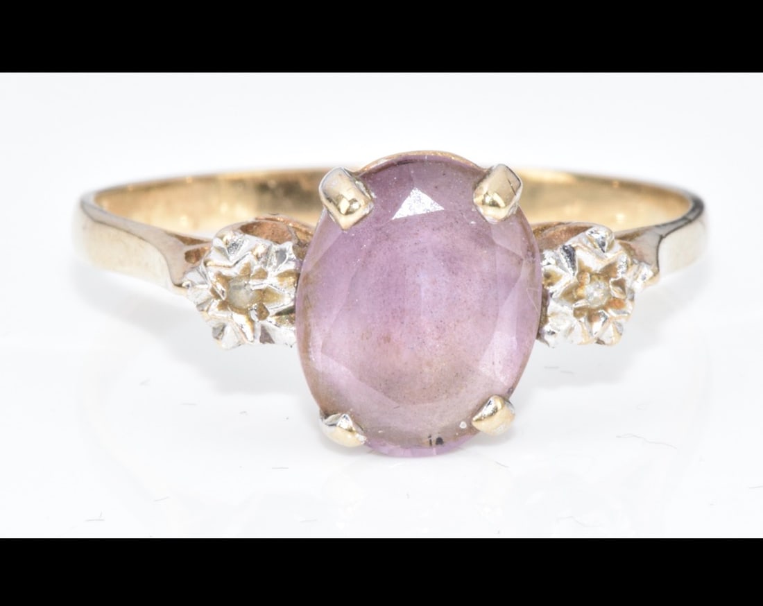 A 9ct Gold Ring Set With An Amethyst and Diamonds, 1.6g, Size N: Title: A 9ct Gold Ring Set With An Amethyst and Diamonds, 1.6g, Size N Description: 9 ct gold ring set with natural an amethyst and diamonds, 1.6 g Size UK N Delivery - £5 Condition: Used
