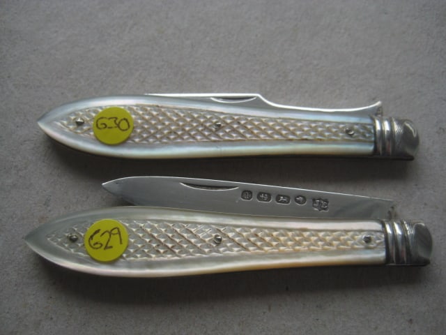 Victorian Mother of Pearl Hafted Cased Silver Bladed Folding Fruit Knife and Fork - 15