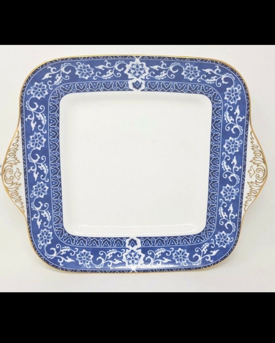 Wedgewood Bokhara Square Cake/Sandwich Plate With Gold Trim (1 of 3)