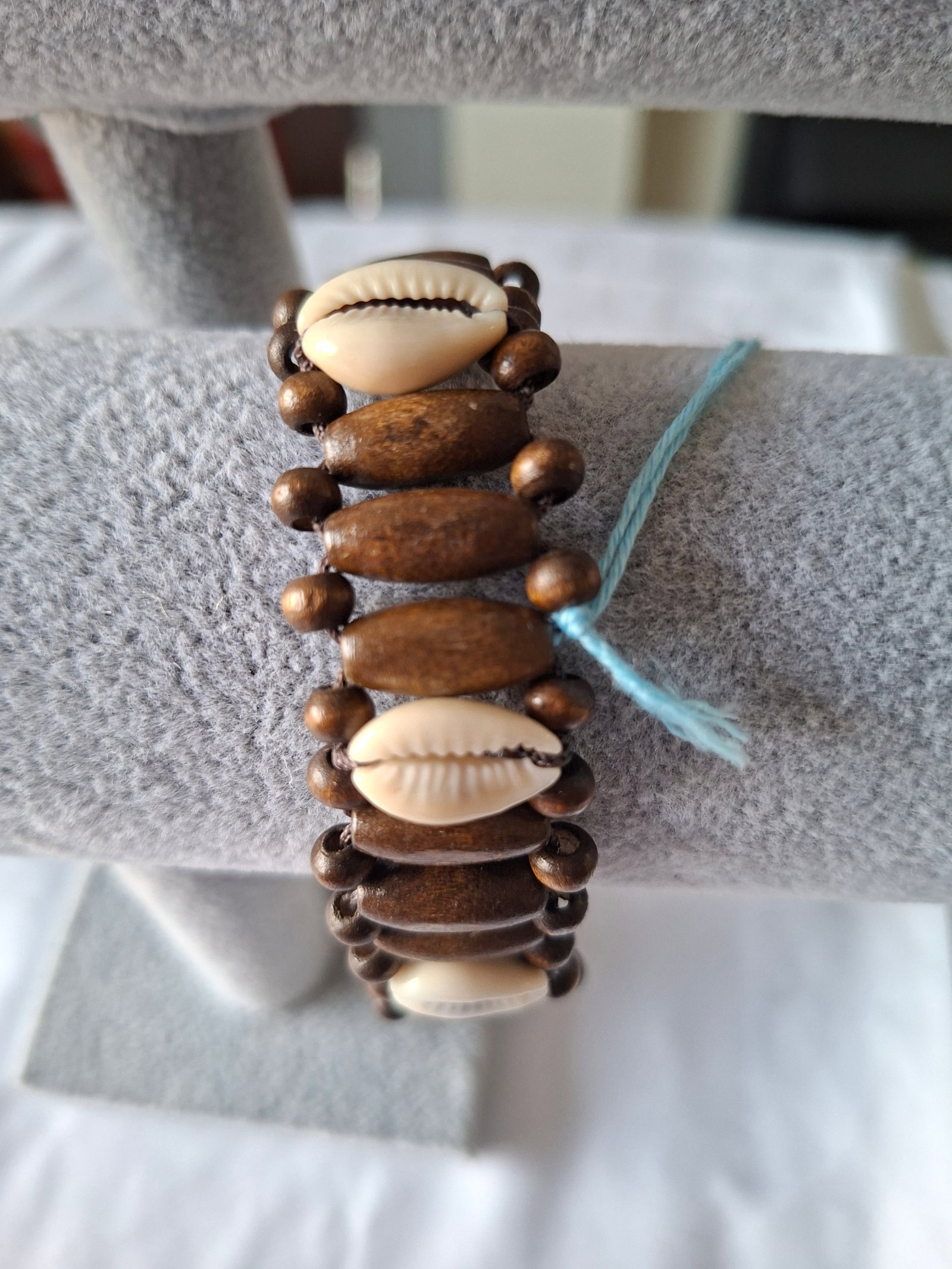 Selection of Vintage Jewellery Items: Title: Selection of Vintage Jewellery Items Description: Selection of vintage jewellery Condition: Used Delivery option: Collection & Delivery Location: ME13 Category: Collectables