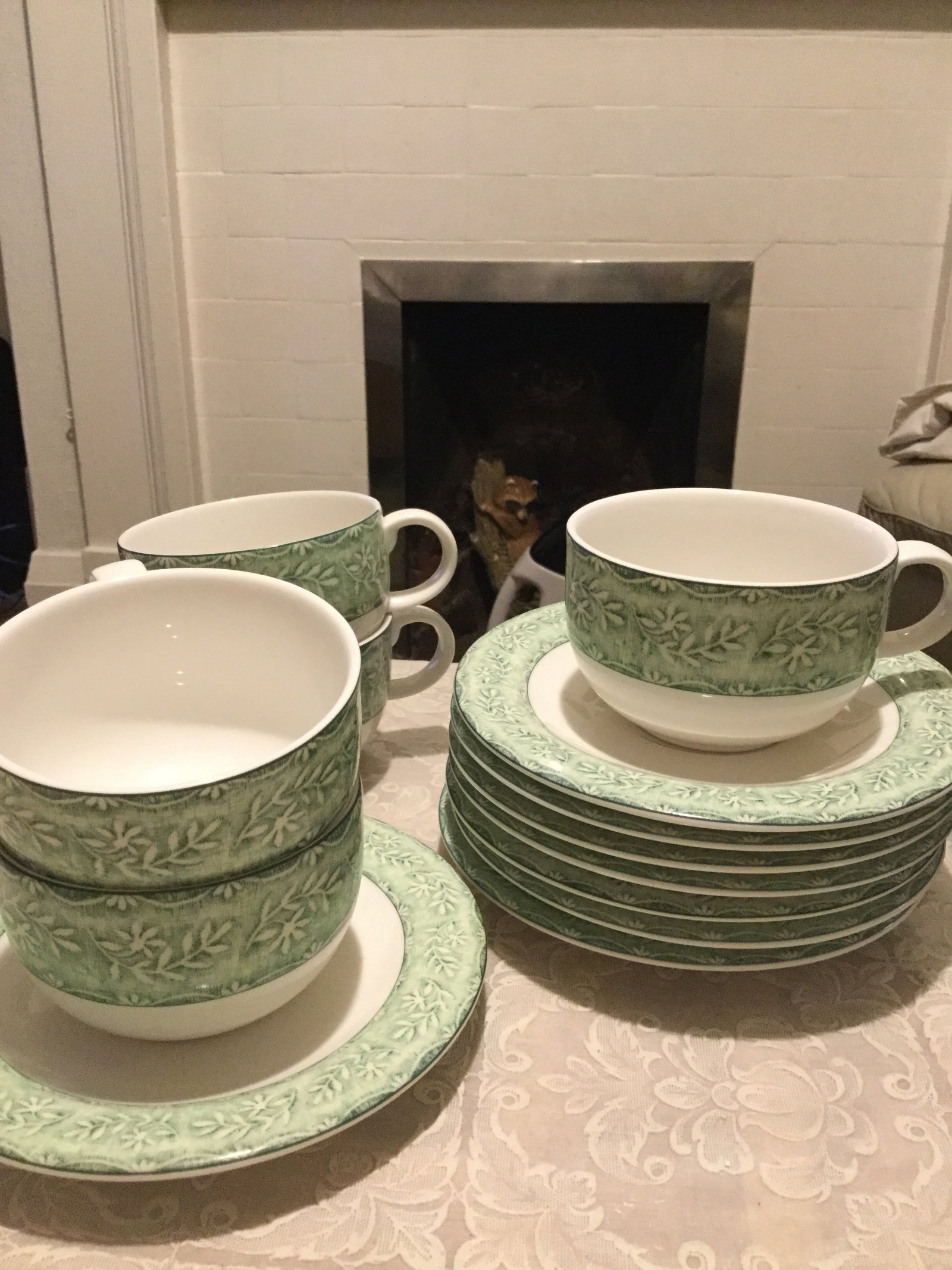 Royal Doulton Expressions - Linen Leaf - Tea Set x 8 New - 10