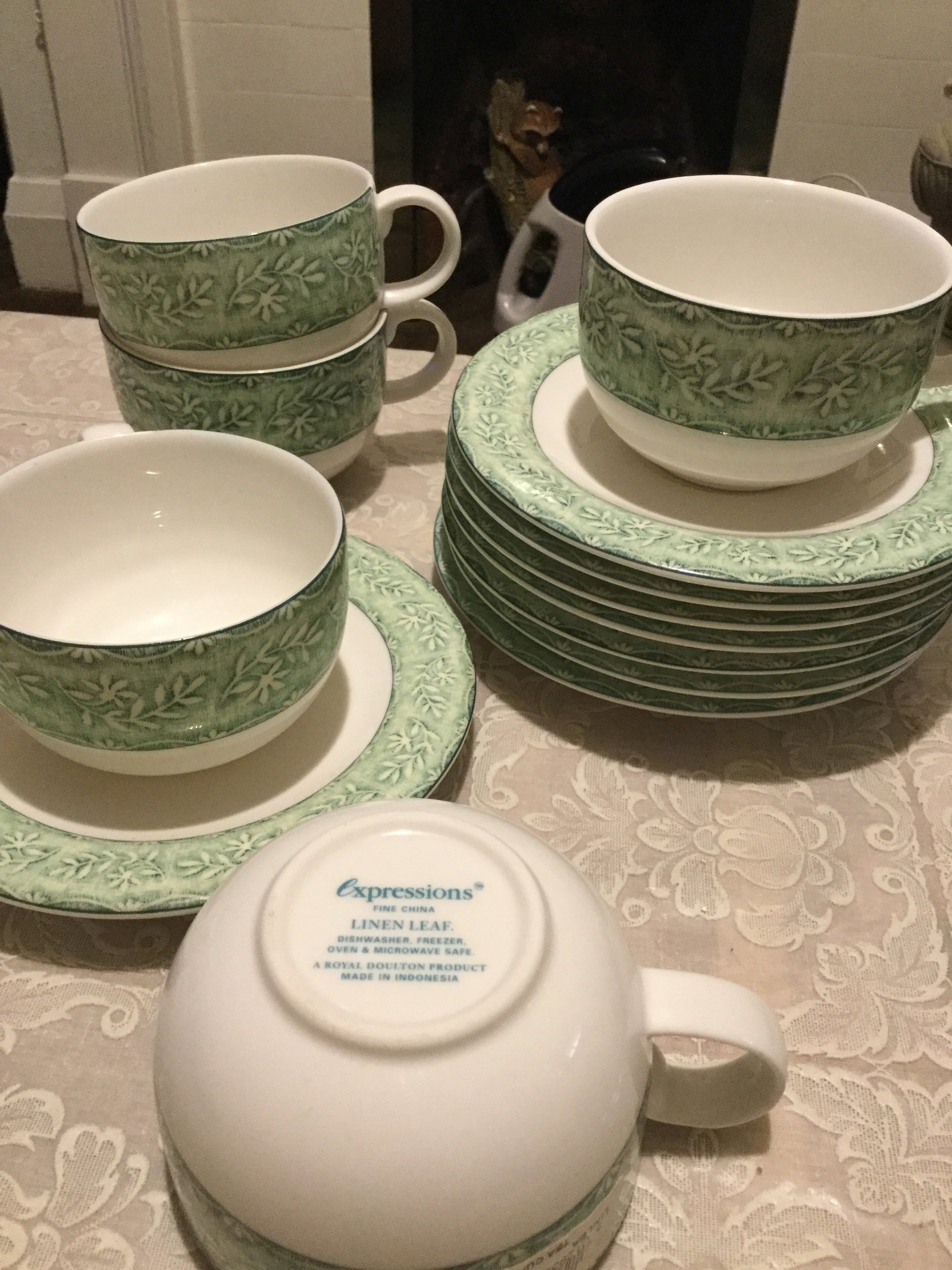 Royal Doulton Expressions - Linen Leaf - Tea Set x 8 New - 8