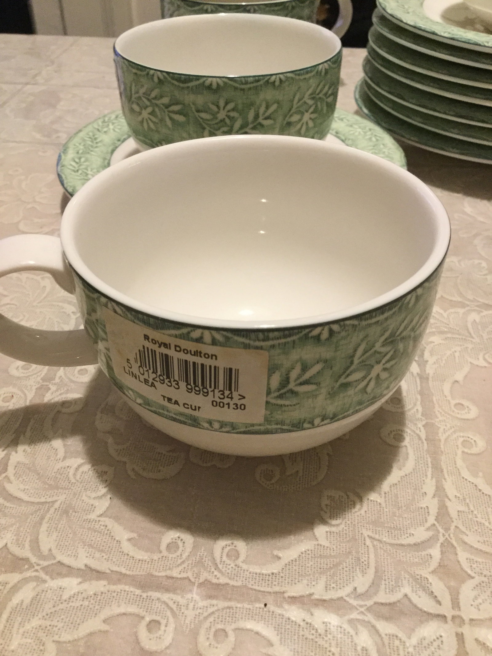 Royal Doulton Expressions - Linen Leaf - Tea Set x 8 New - 9