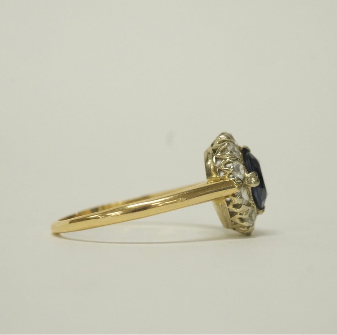 Carmose Ring, 18 K Gold With 0.25 ct Topaz and White Stones - 2