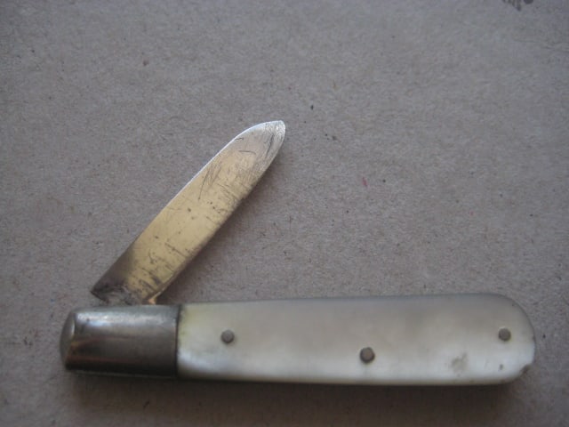 George V Mother of Pearl Hafted Silver Bladed Folding Fruit Knife, Birmingham 1929 - 2