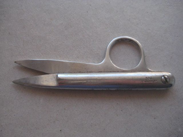 Vintage Whiteley Pair of Scissors (1 of 3)