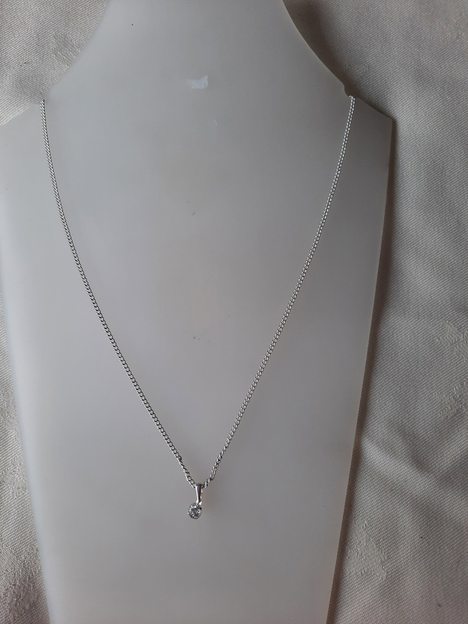 Silver Necklace With Pretty CZ Stone. RRP £34.99: Title: Silver Necklace With Pretty CZ Stone. RRP £34.99 Description: Pretty necklace Condition: New Delivery option: Collection & Delivery Location: ME13 No Reserve Category: Collectables