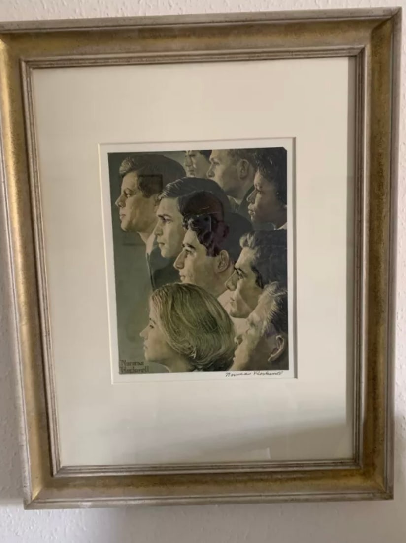 Norman Rockwell Hand-Signed Dedicated Anniversary of JFK’s Peace Corps: Title: Norman Rockwell Hand-Signed Dedicated Anniversary of JFK’s Peace Corps Description: Norman Rockwell ( 1894-1978 ) was one if the most celebrated American artists of the 2Oth