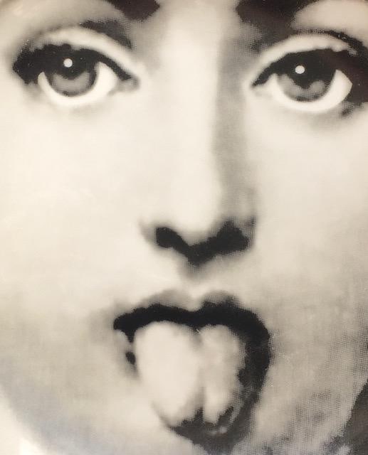 Fornasetti (Italian) Tema E Variazioni No: 82 Plateulia (sticking Tongue) - 2