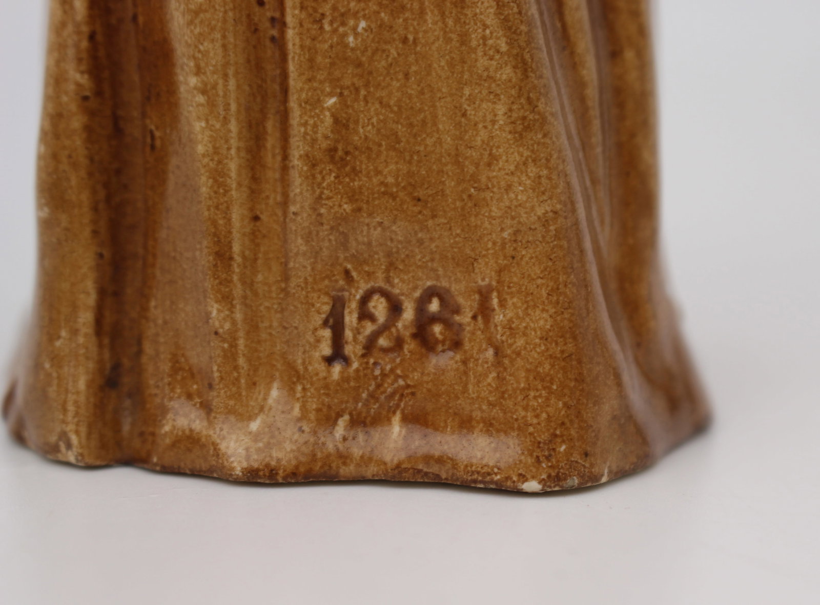 Pair of Early 20th Century Austrian Ceramic Monk Figures - 15