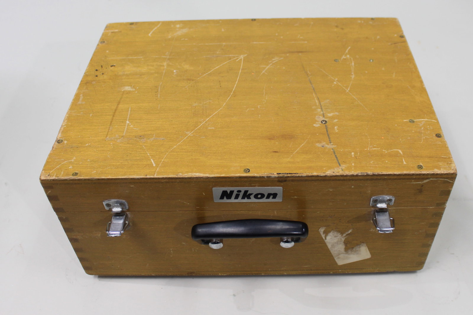 Vintage Nikon optical instrument in fitted wooden carrying case. - 3