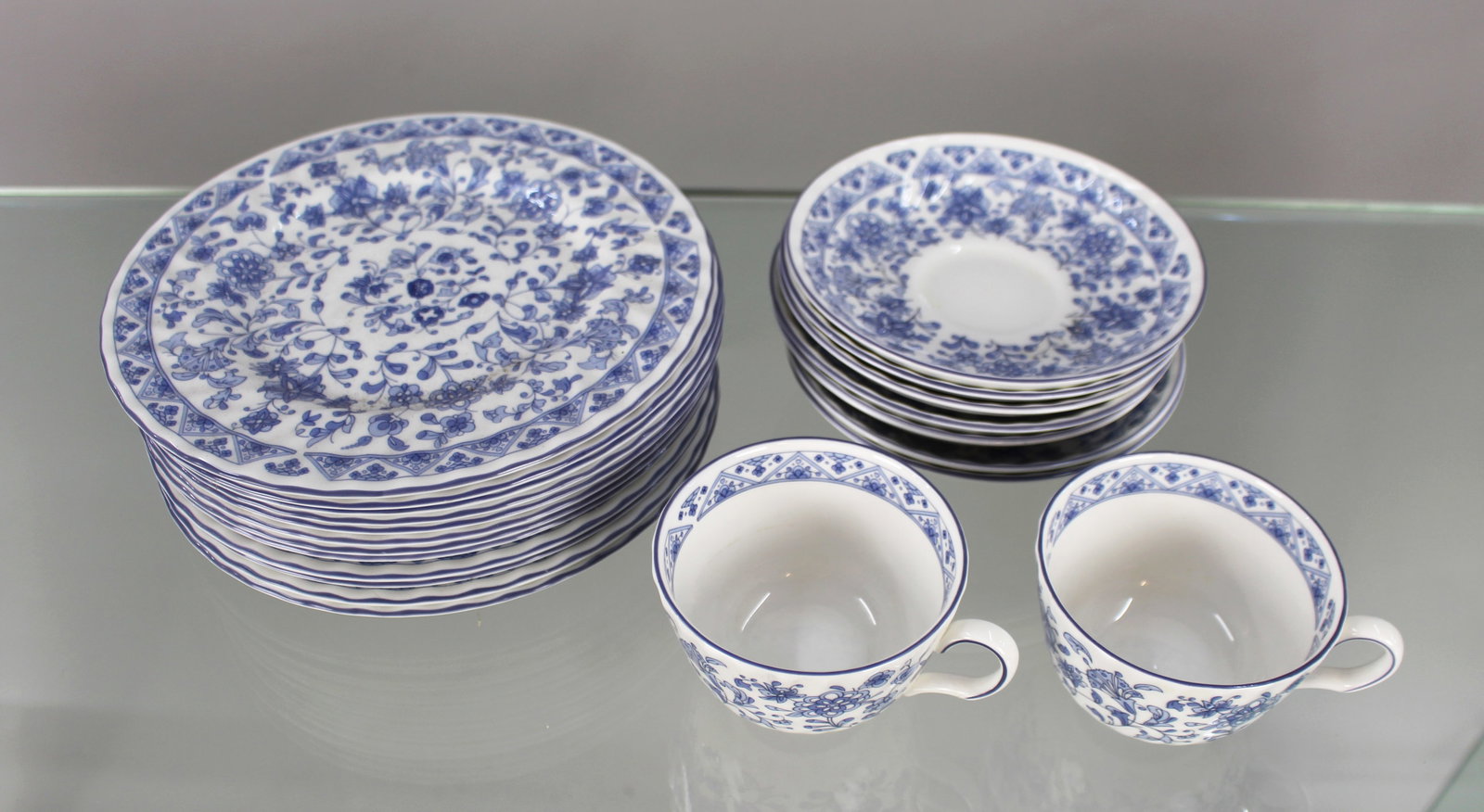 Minton Shalimar Part Tea Service - 2