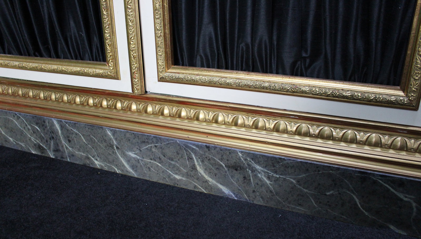 Impressive Neoclassical-Style Painted and Gilt Credenza - 11
