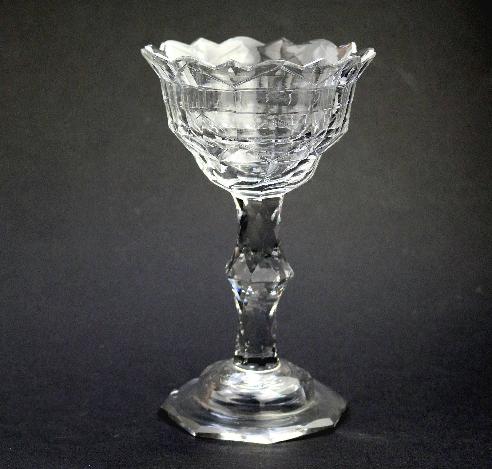 A Very Fine & Large Antique Georgian Facet Cut Glass Stem Sweetmeat 18cm ht C.18thC - 2