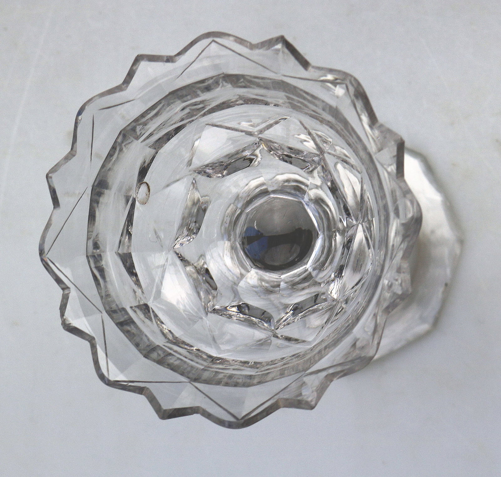 A Very Fine & Large Antique Georgian Facet Cut Glass Stem Sweetmeat 18cm ht C.18thC - 5