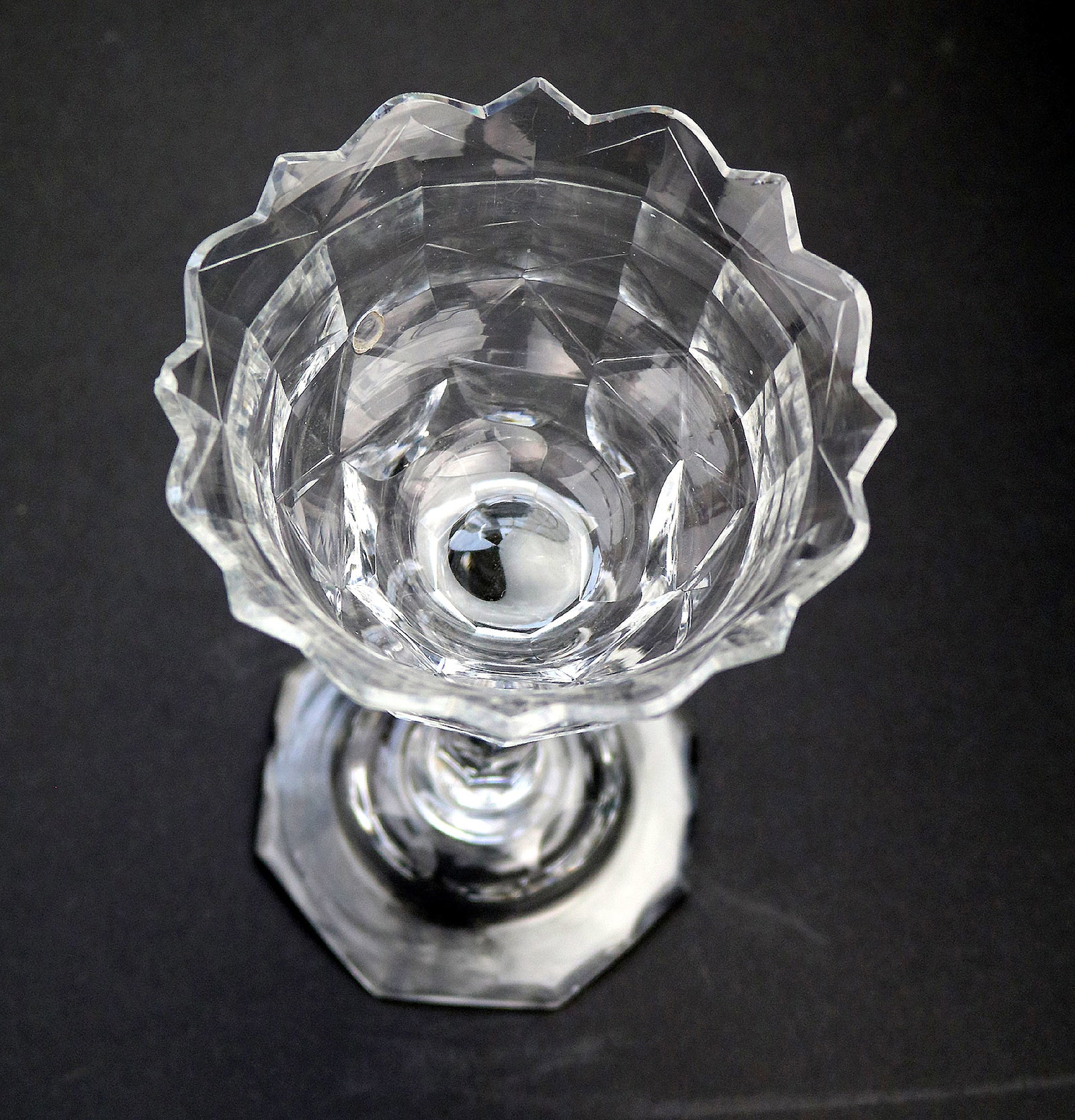 A Very Fine & Large Antique Georgian Facet Cut Glass Stem Sweetmeat 18cm ht C.18thC - 7