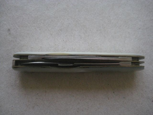 Antique Mother of Pearl Hafted Multi-Bladed Penknife, c1900 - 4