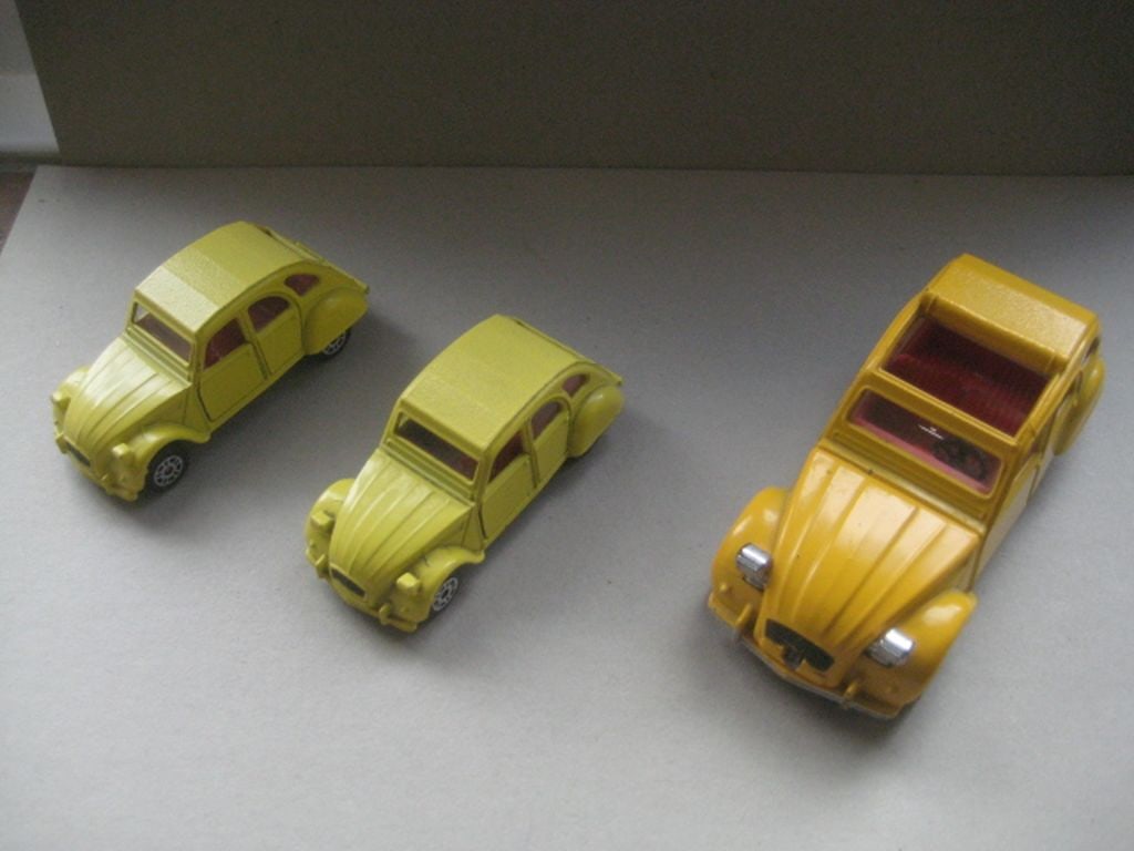 Three Vintage James Bond Corgi Citroen 2CV Cars - 2