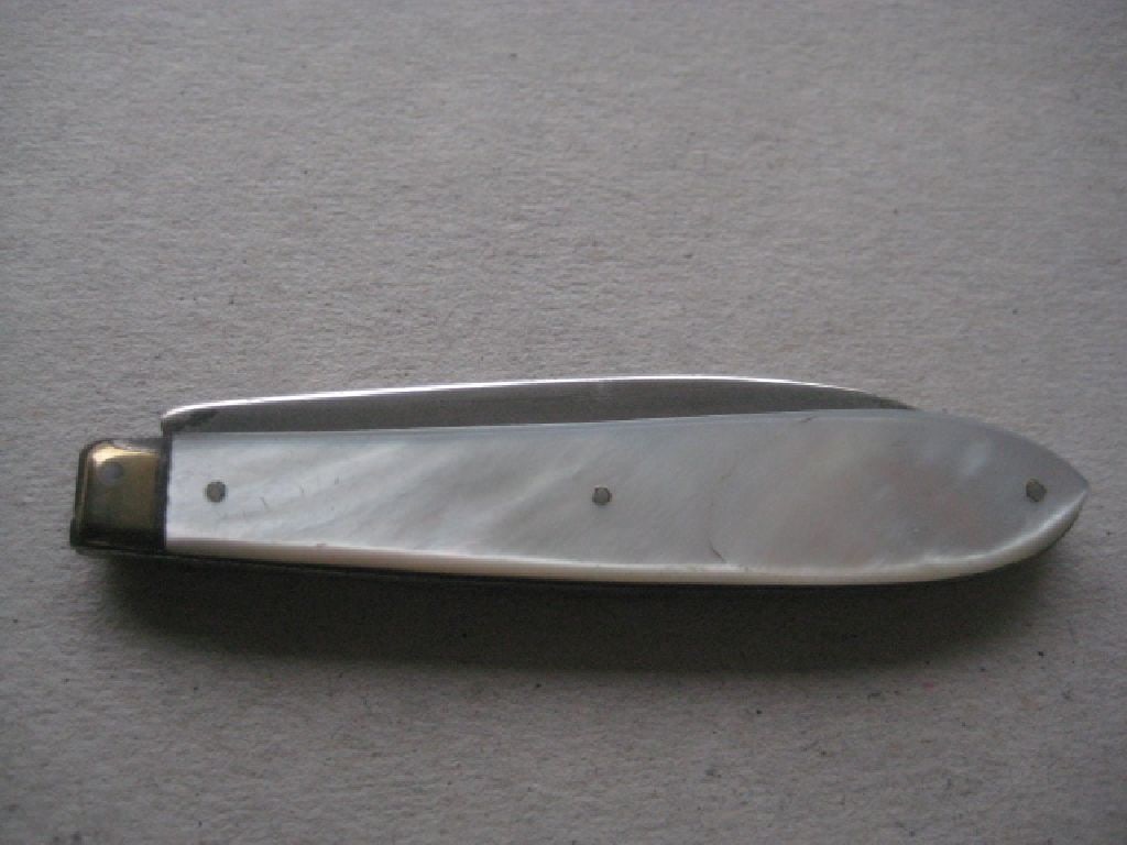 Rare George IV Mother of Pearl Hafted Twin Bladed Silver Folding Fruit Knife, Sheffield 1827 - 10