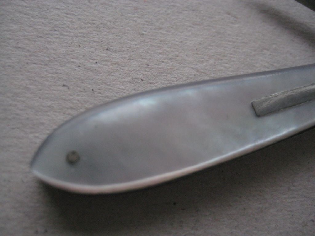 Rare George IV Mother of Pearl Hafted Twin Bladed Silver Folding Fruit Knife, Sheffield 1827 - 3