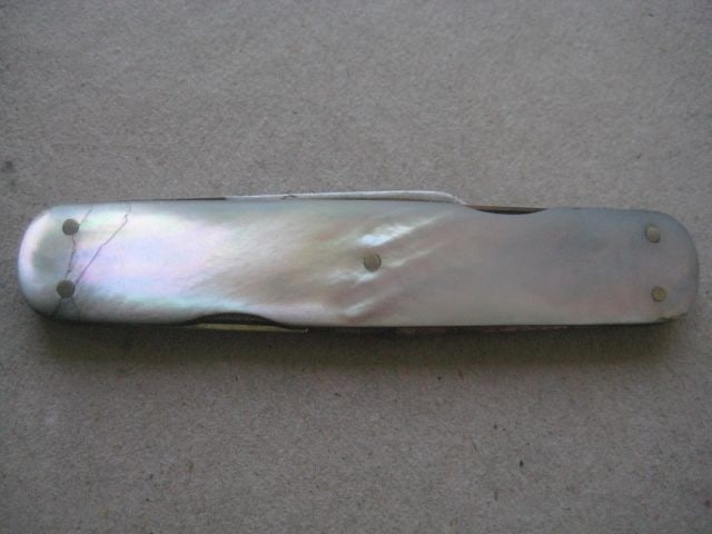 Antique Mother of Pearl Hafted Multi-Bladed Penknife, c1900 - 9