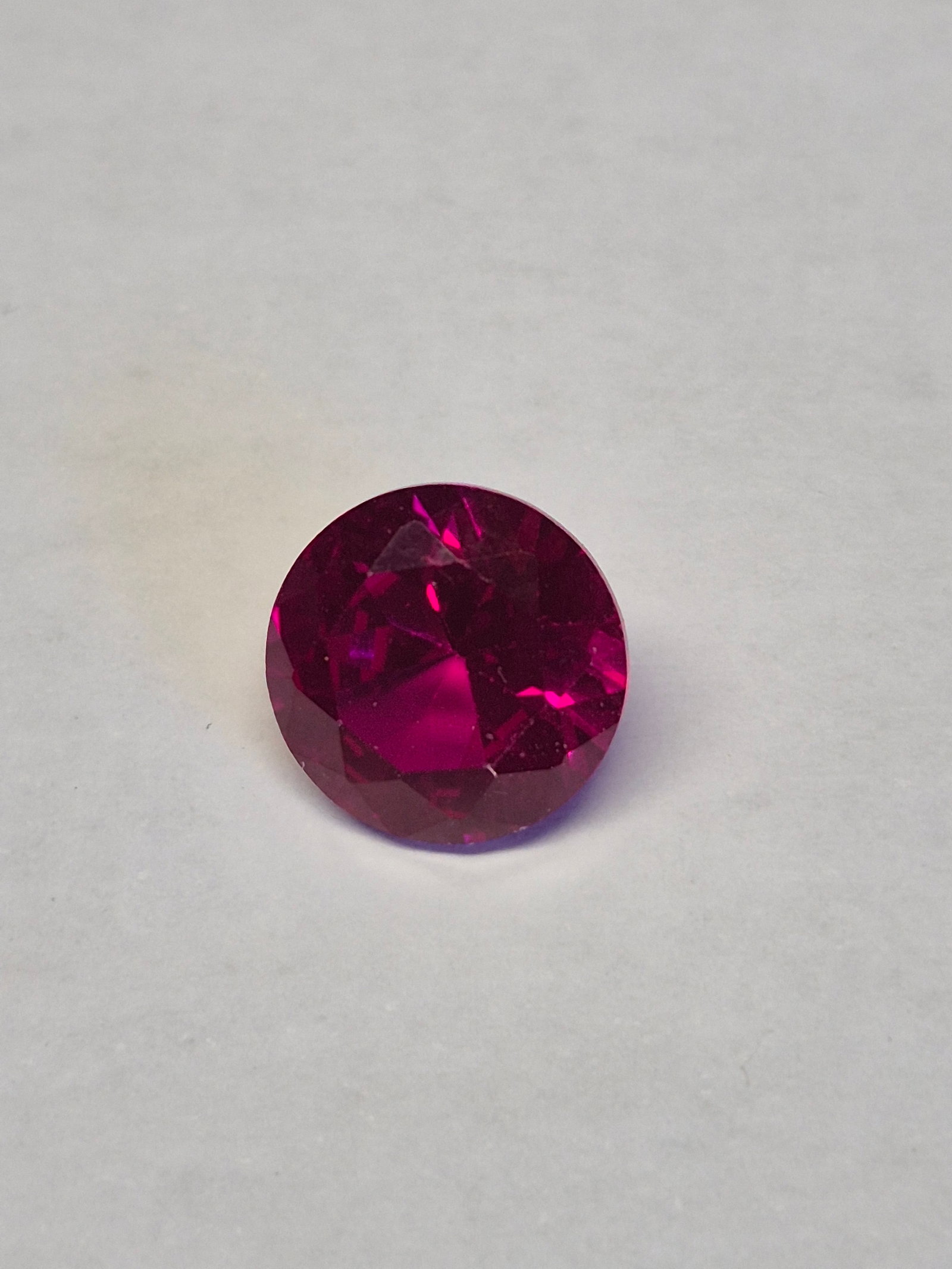 Natural Corundum Ruby 4.51 Ct Round Cut 10 mm Loose Gemstone Deep Red - 2