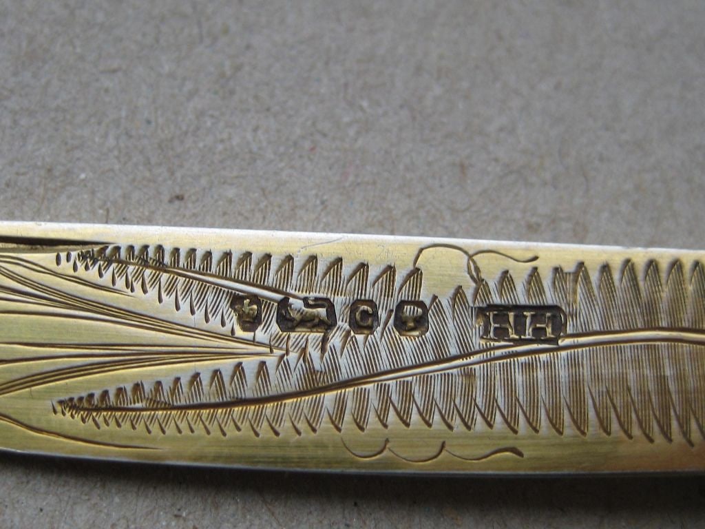 Rare Victorian Mother of Pearl Hafted Silver-Gilt Bladed Folding Fruit Knife, Sheffield 1874 - 4