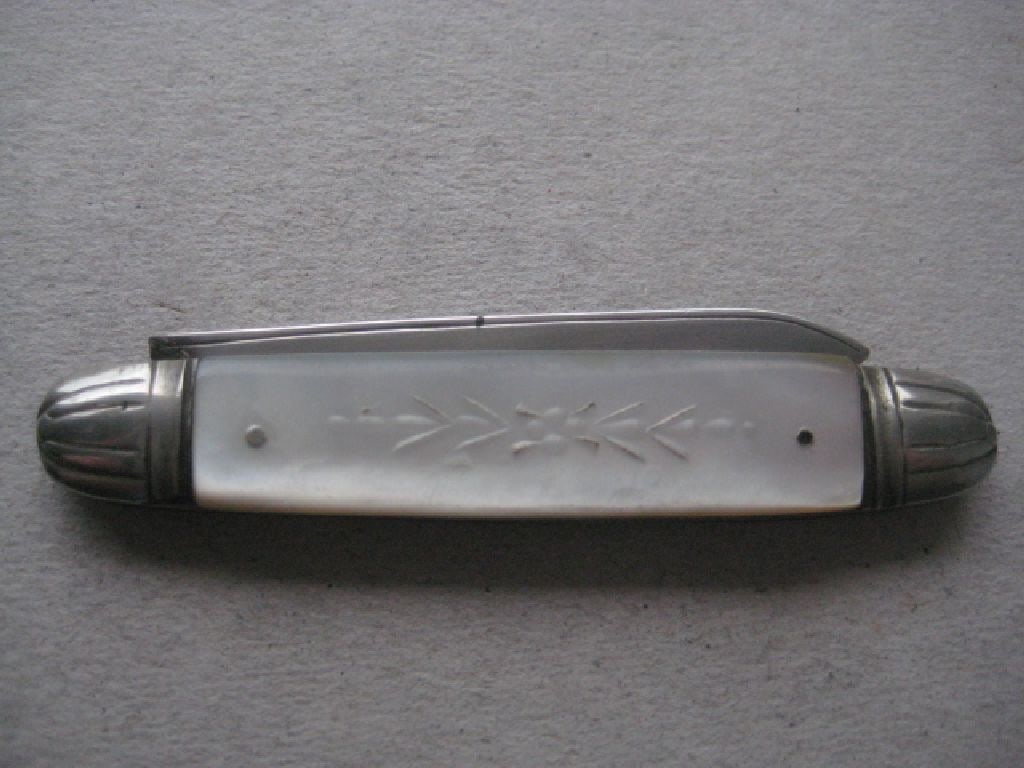 George V Mother of Pearl Hafted Silver Bladed Folding Fruit Knife, Birmingham 1919 - 10
