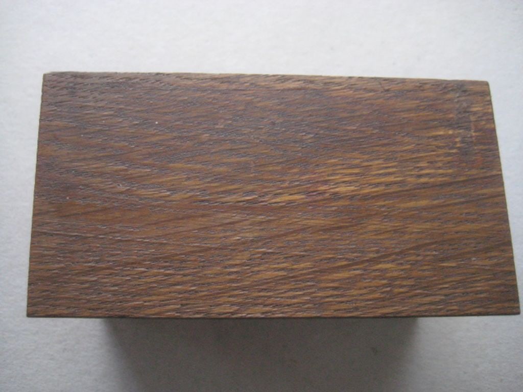Title: Vintage Dolls House Wooden DeskDescription: Vintage Dolls House Wooden Desk. Height is 7cm. - 6