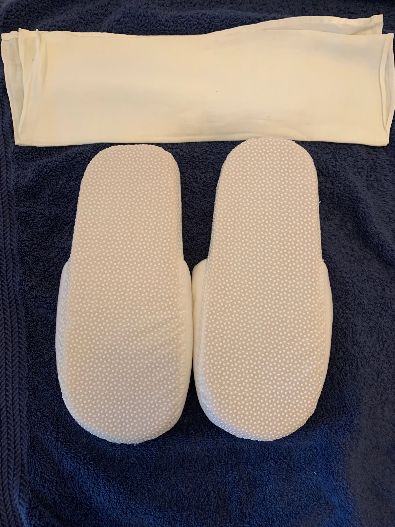 Vintage Claridges Hotel 1930’s Men’s Slippers and Hand Towel - 3