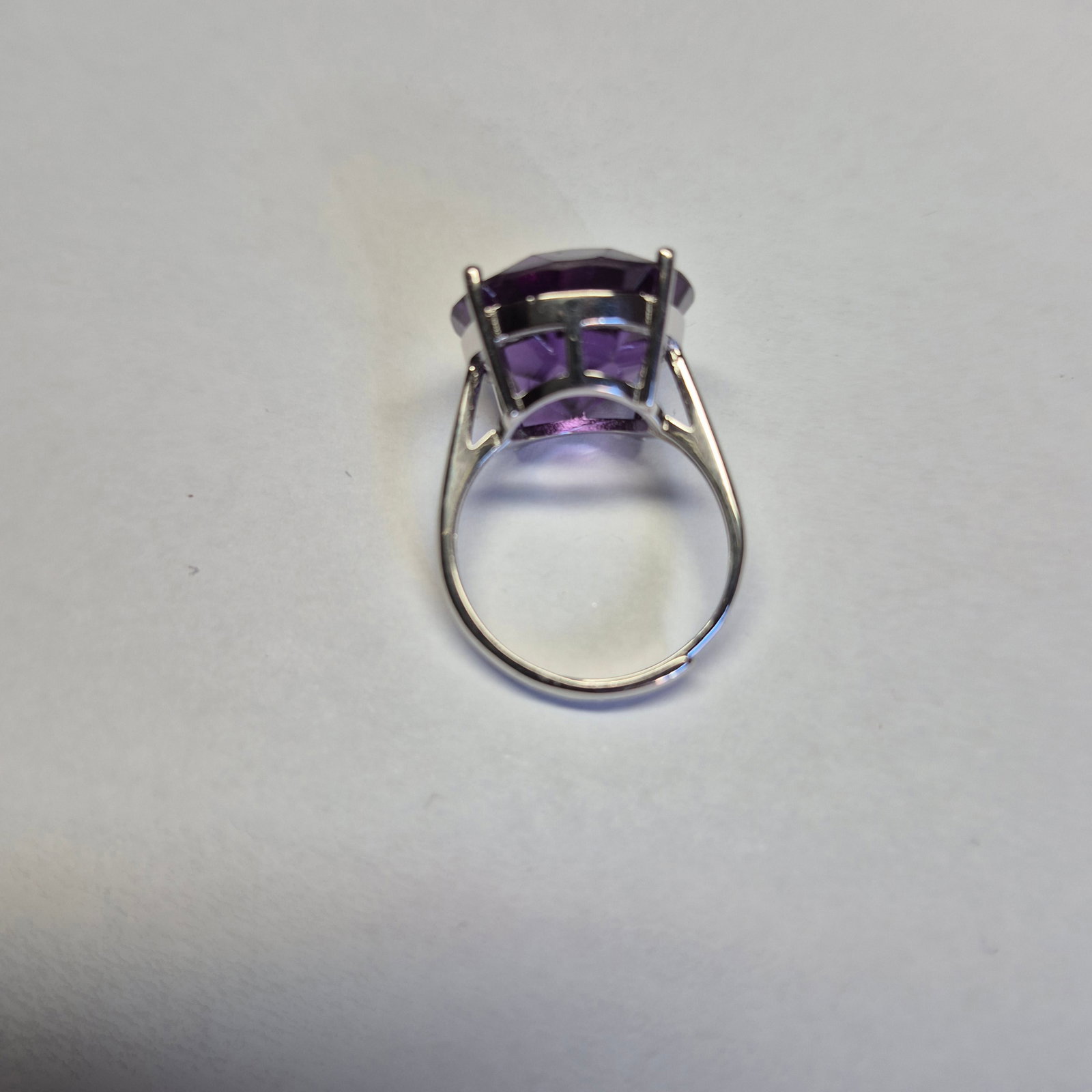 Large Natural Amethyst Ring 13.00 ct In Sterling Silver 925 (1 of 2)