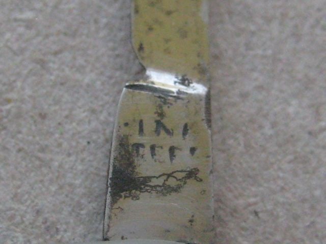 Antique Mother of Pearl Hafted Quill Bladed Penknife, c1900 - 5