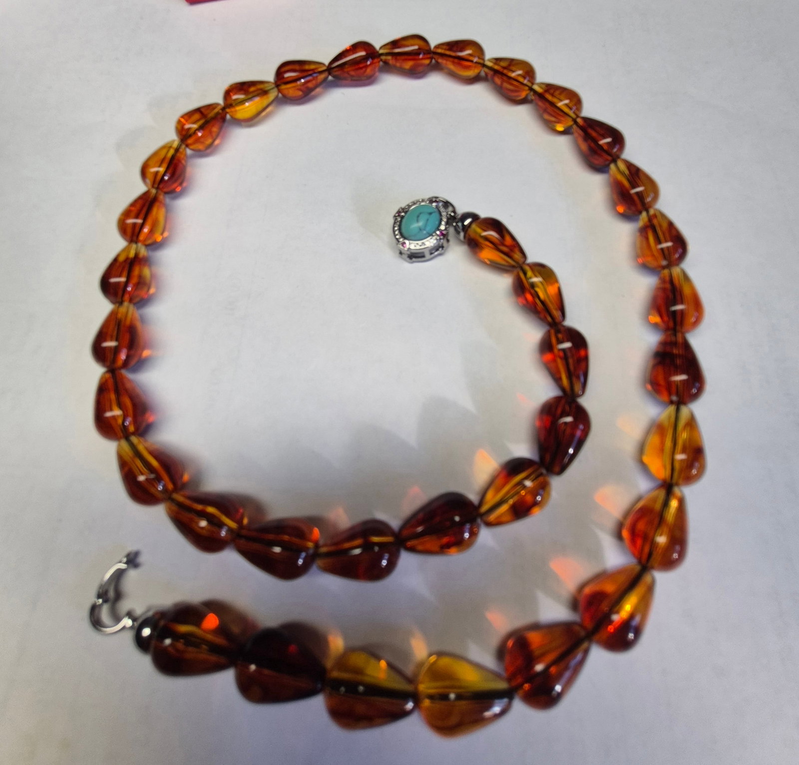 Natural Baltic Amber Teardrop Necklace 55 cm – Cognac & Honey Amber Beads: Title: Natural Baltic Amber Teardrop Necklace 55 cm – Cognac & Honey Amber Beads Description: Beautiful 55 cm necklace crafted from polished Baltic amber beads in rich cognac and honey